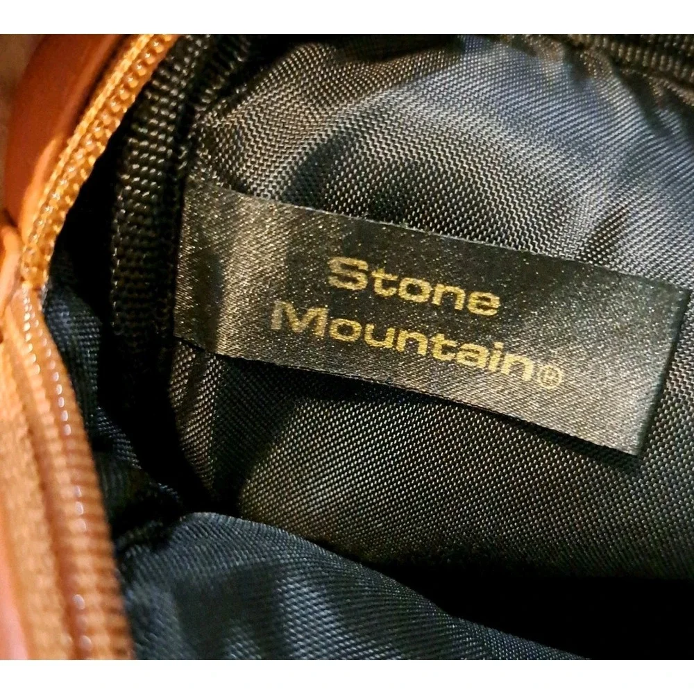 Vtg Stone Mountain Cross Body/Fanny Pack Brown Color Buttery Soft Appears Unused